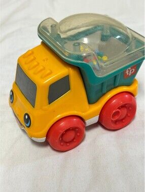 Fisher-Price Poppity Pop Dump Truck Toy HRP28